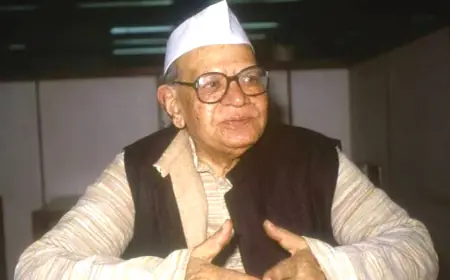 Vishnu Prabhakar | साहित्यकार विष्णु प्रभाकर