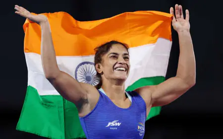 Hindi Poetry | Woman Freedom | किस बात की अबला है तूं