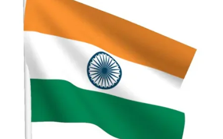 दुश्मन ने आज हमें  फिर है ललकारा