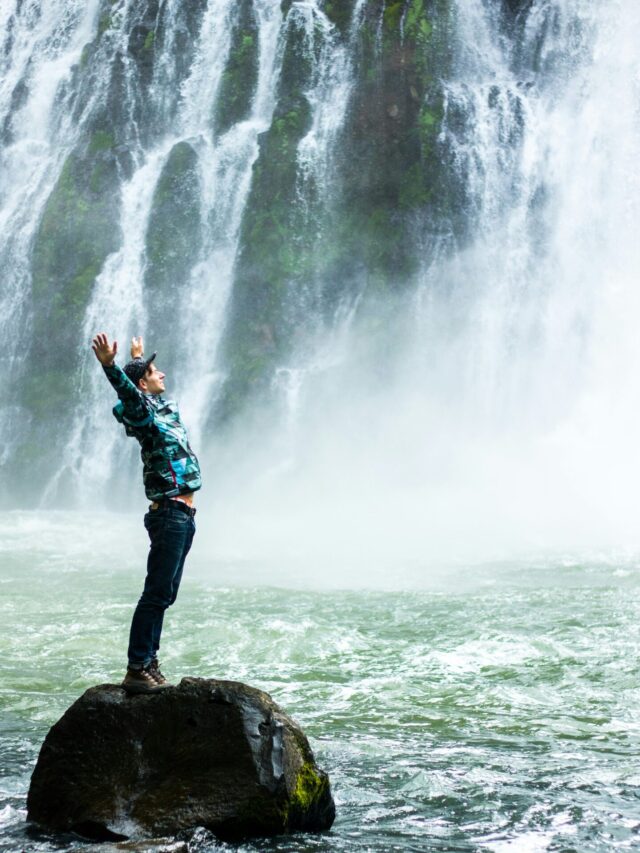 जीवन पर 2 लाइन